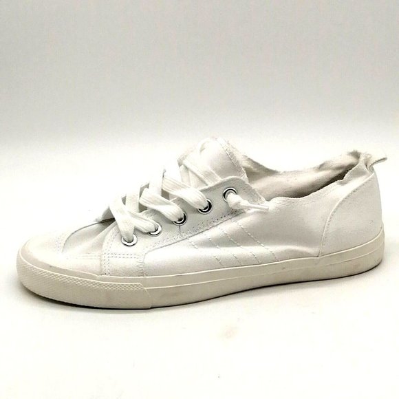 Maurices Womens Lace Up Canvas Sneakers‎ White Round Toe Fringed Edging 9M - Picture 1 of 10